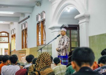 Introspeksi Diri dan Menjaga Akhlak di Akhir Zaman