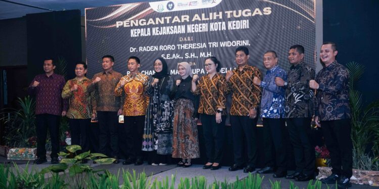Ponpes Wali Barokah Dukung Penegakan Hukum Berkeadilan dalam Pisah Sambut Kajari Kota Kediri