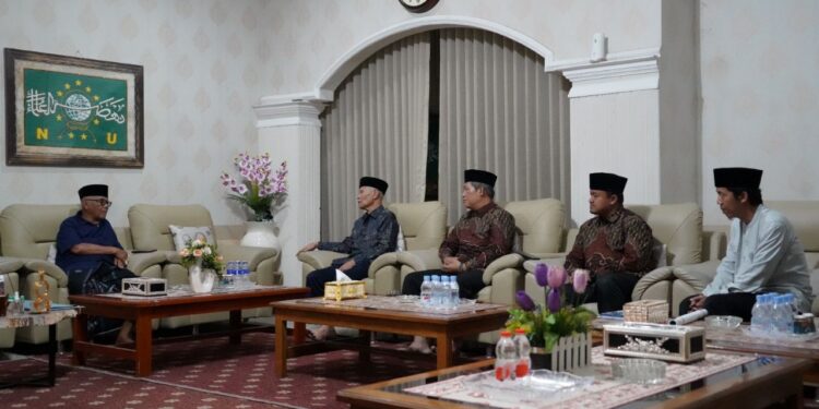 Ponpes Wali Barokah dan LDII Kota Kediri Silaturahim ke Ketua Umum MUI Pusat, Perkuat Ukhuwah di Bulan Ramadhan