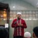 Menegakkan Sholat, Menegakkan Agama